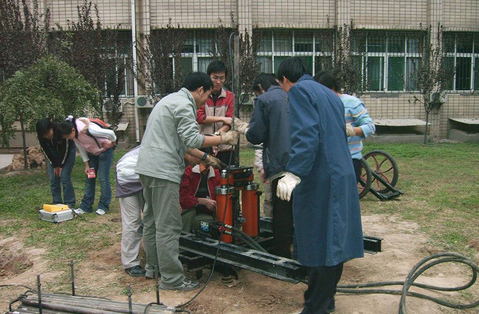 岳陽汽車開鎖（開車鎖配汽車鑰匙）